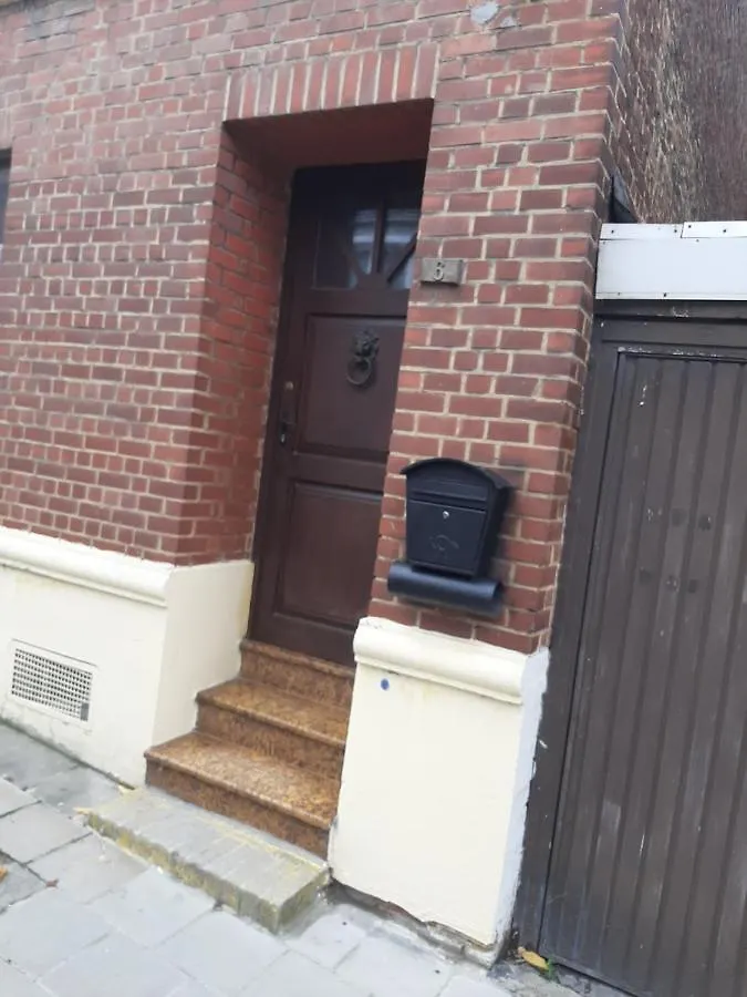Homestay Escale Du Bourlingueur Apartment Charleroi Belgium