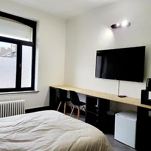 Private Industrial In Center Of Alloggio in famiglia